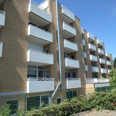 Apartmenthaus Frauenpreiss 61 Куксхафен